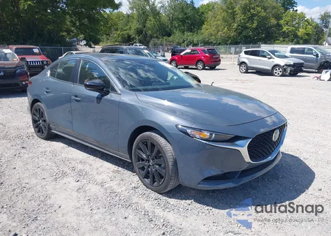 2024 Mazda Mazda3 2.5 S Carbon Edition z USA, uszkodzony, nr VIN 3MZBPBCM2RM423412